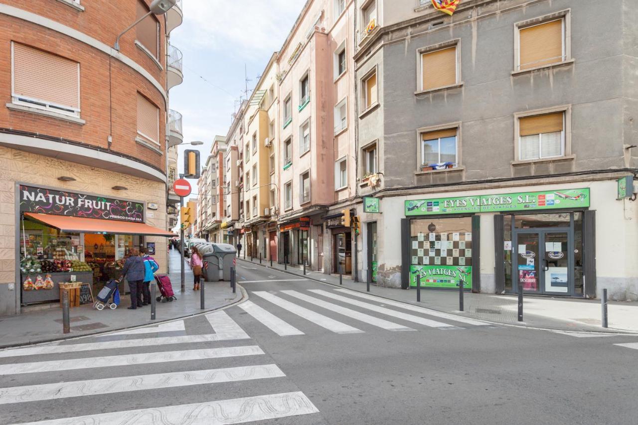 Apartamento Con Encanto, Luminoso Y Tranquilo Lägenhet L'Hospitalet de Llobregat Exteriör bild