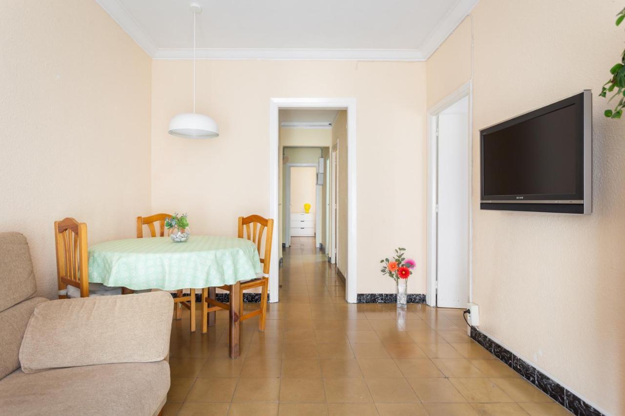 Apartamento Con Encanto, Luminoso Y Tranquilo Lägenhet L'Hospitalet de Llobregat Exteriör bild